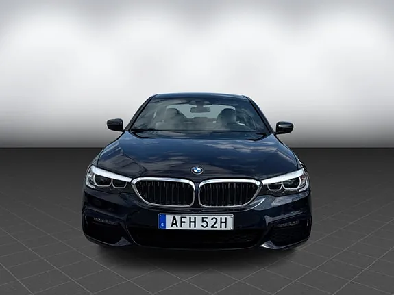 BMW 530I 2019 photo 2