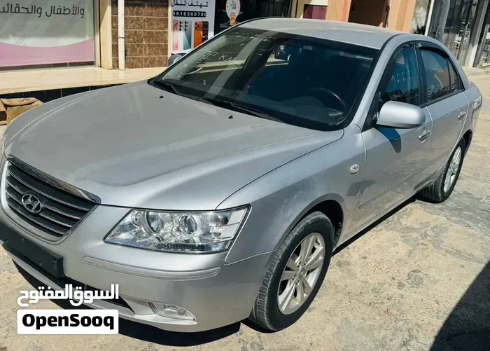 Hyundai Sonata 2009 photo 2