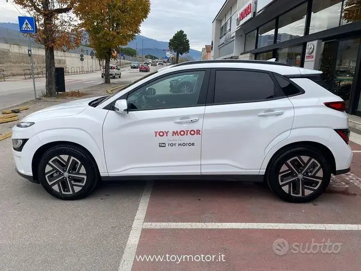 Hyundai Kona 2022 photo 2
