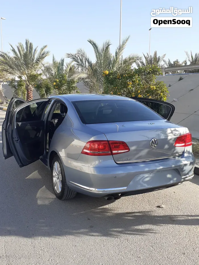 Volkswagen Passat 2014 photo 2