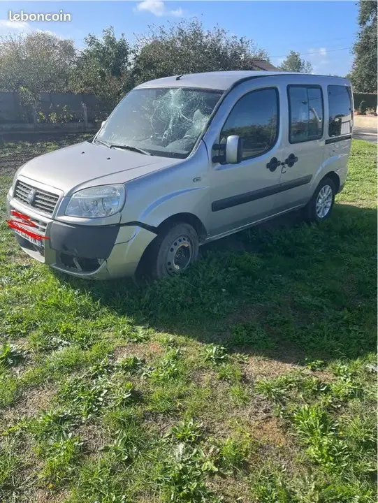 Fiat Doblo 2006 photo 2