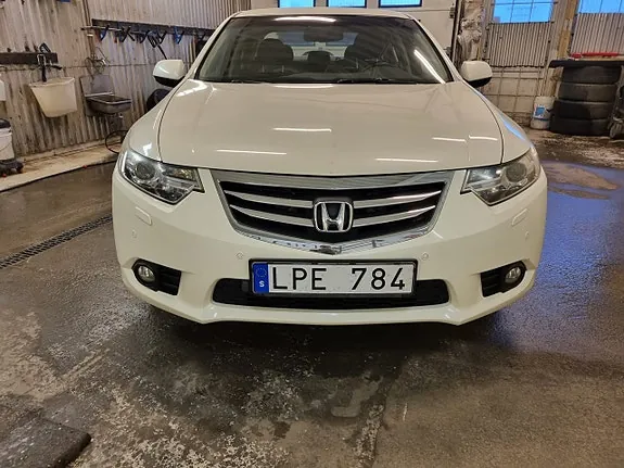 Honda Accord 2012 photo 2