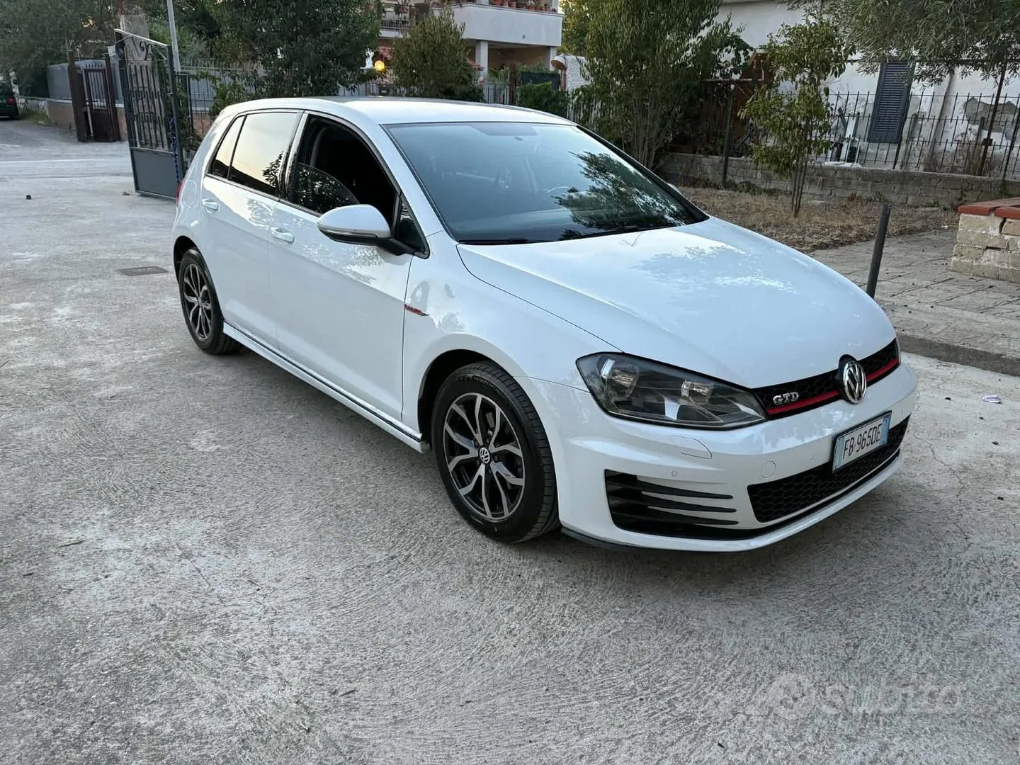 Volkswagen Golf 2015 photo 4
