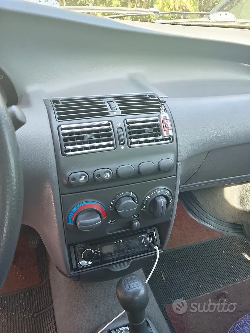 Fiat Punto 2005 photo 4
