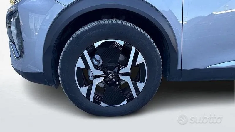 Peugeot 2008 2024 photo 5