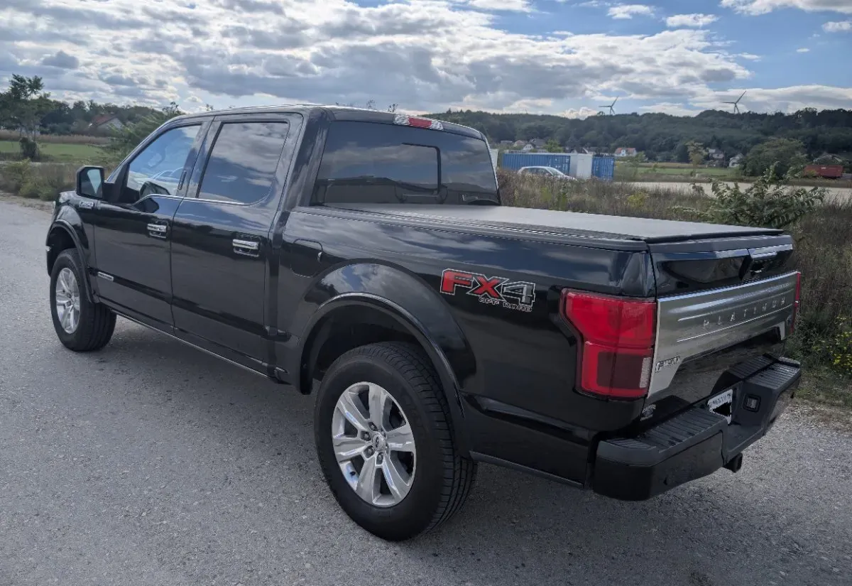 Ford F-150 2018 photo 2