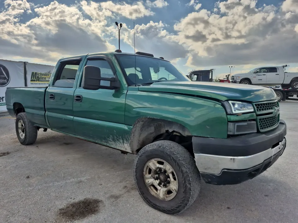 Chevrolet Silverado 2500 2005 photo 3