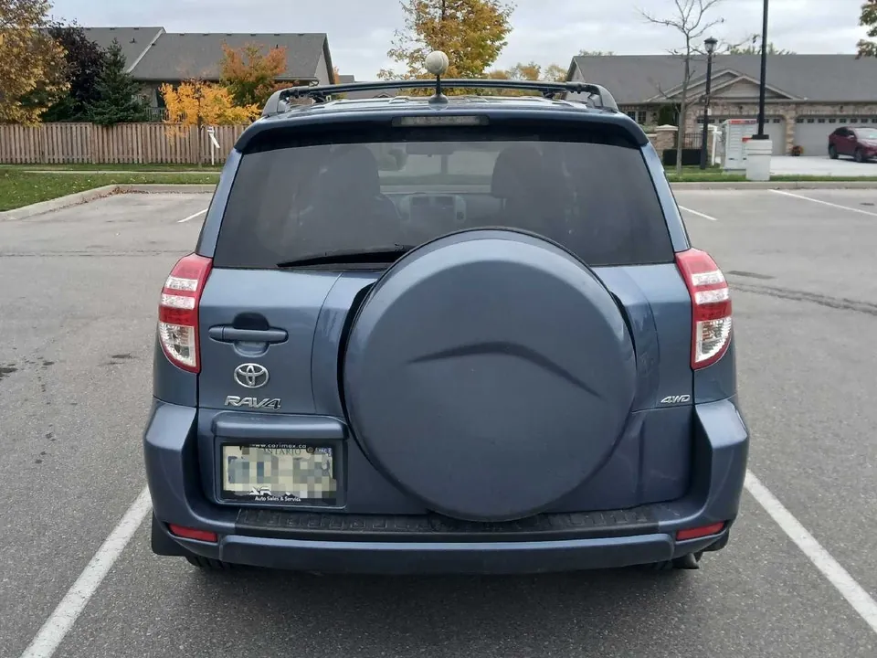 Toyota Rav4 2011 photo 3