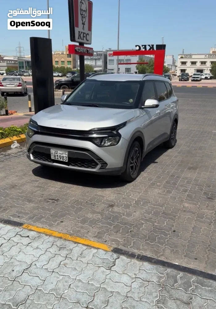Kia Carens 2024 photo 5