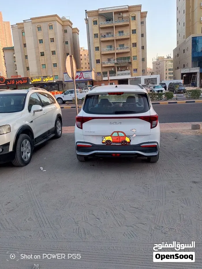 Kia Carens 2024 photo 2