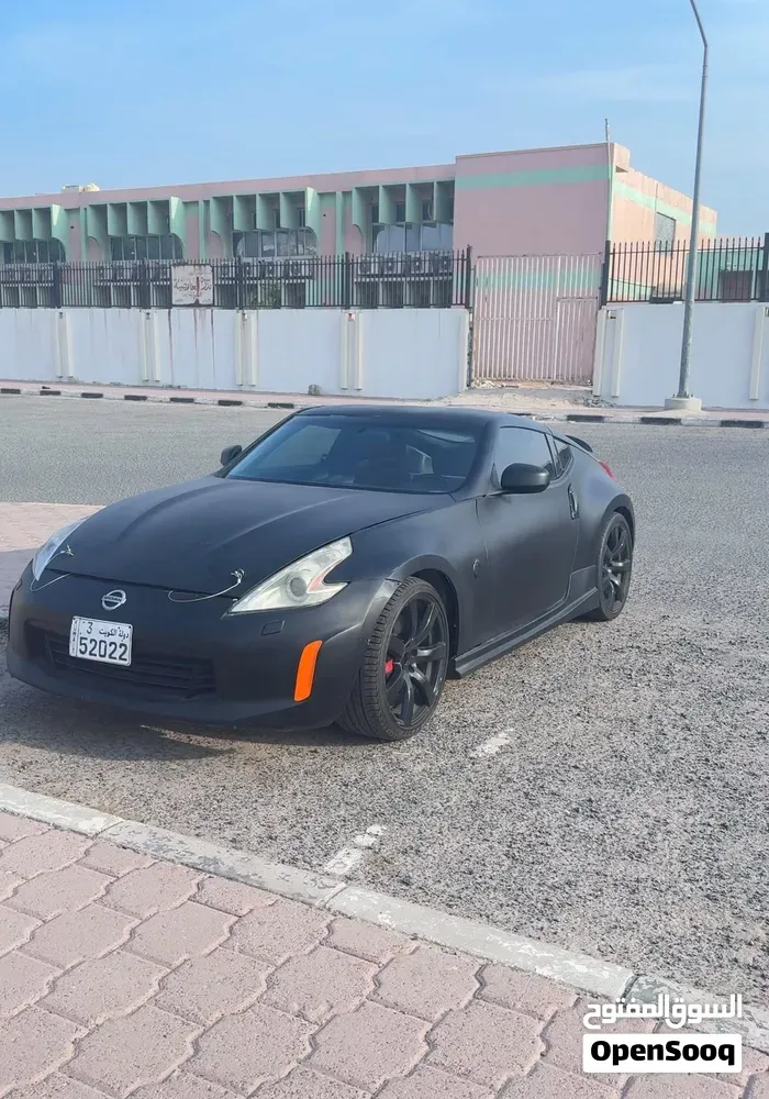 Nissan Z