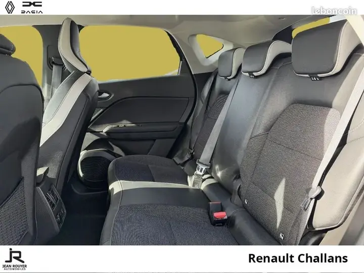 Renault Captur 2022 photo 4