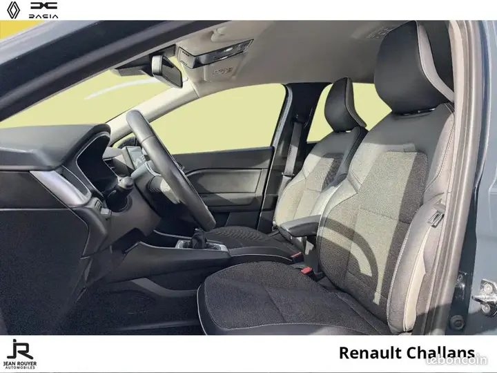 Renault Captur 2022 photo 3
