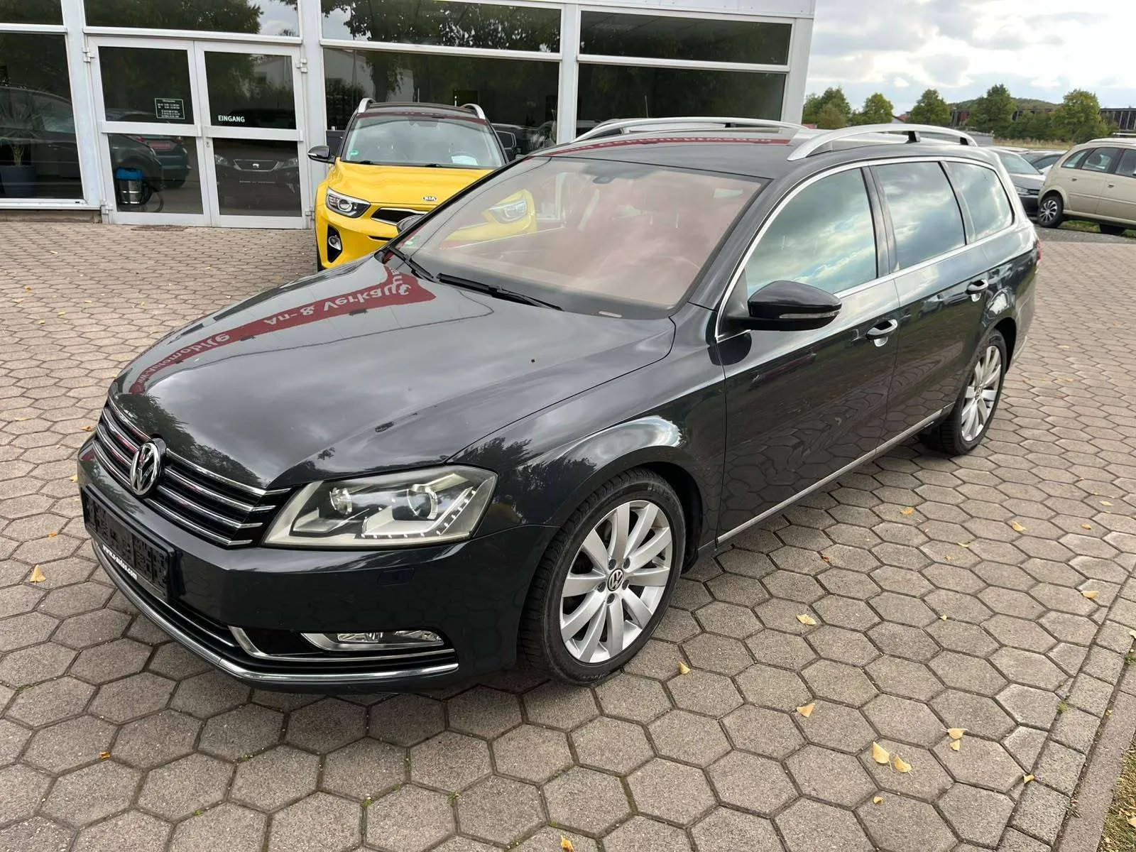 Volkswagen Passat 2012 photo 2