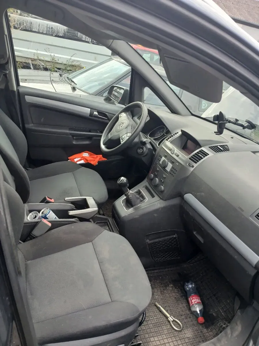 Opel Zafira 2007 photo 3
