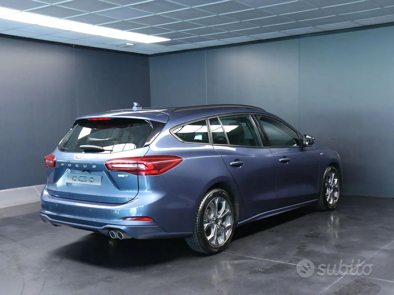 Ford Focus 2023 photo 3