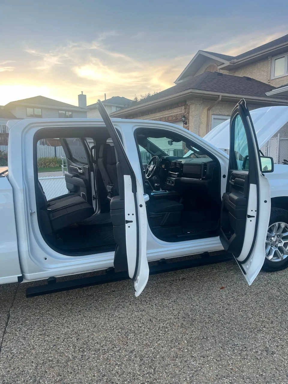 Chevrolet Silverado 1500 2025 photo 4