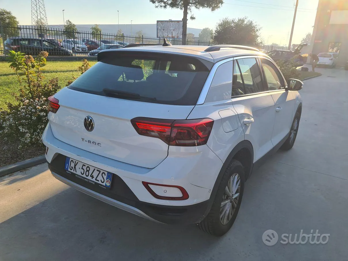 Volkswagen T-Roc 2022 photo 4