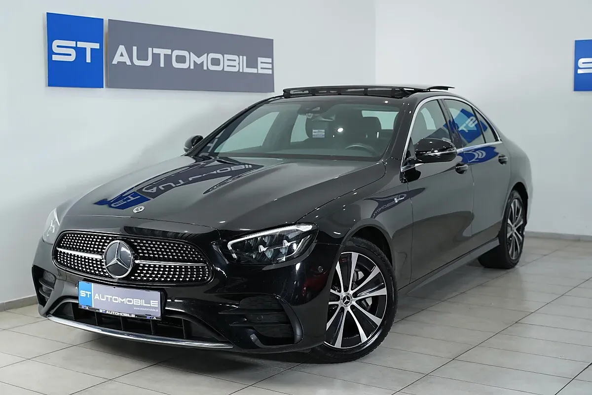 Mercedes-Benz E-Class 2022 photo 2