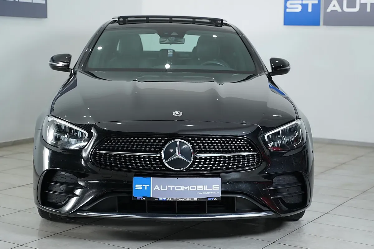 Mercedes-Benz E-Class 2022 photo 3