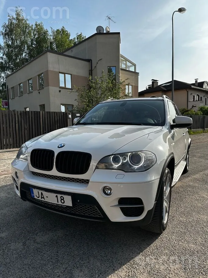 BMW X5 2010 photo 4
