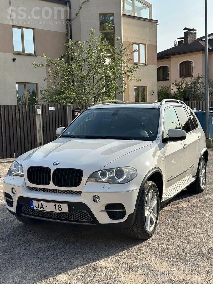 BMW X5 2010 photo 3