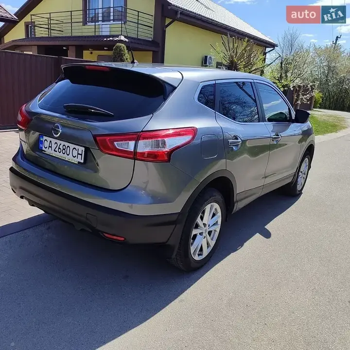 Nissan Qashqai 2015 photo 5