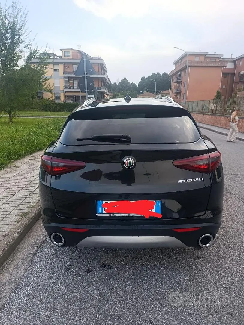 Alfa Romeo Stelvio 2021 photo 2