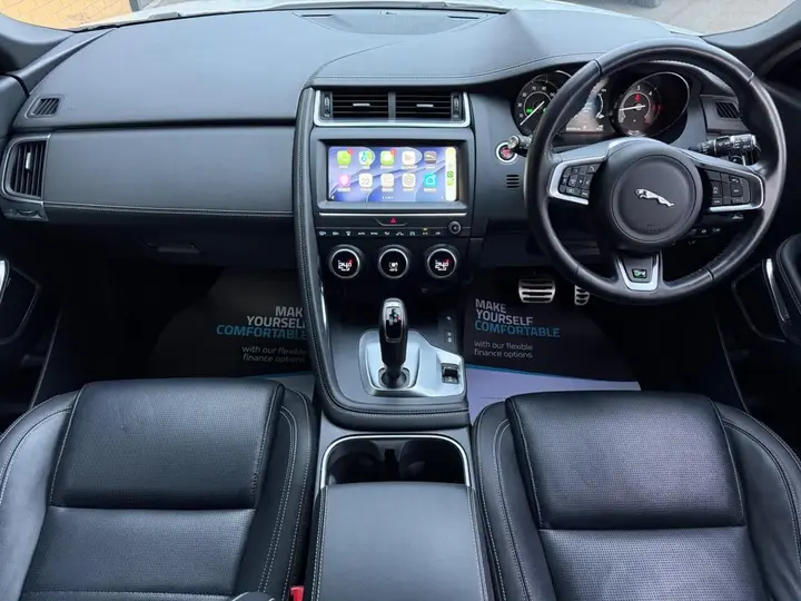 Jaguar E-Pace 2020 photo 3