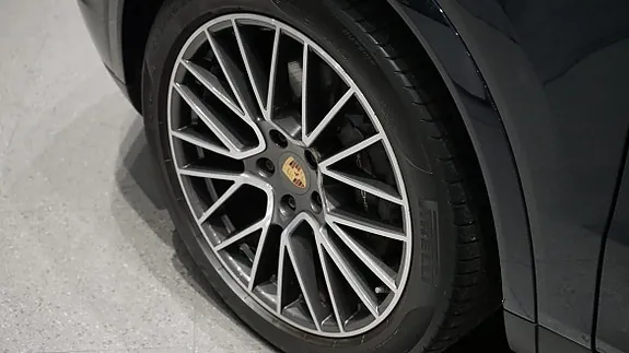Porsche Cayenne Coupe 2022 photo 3