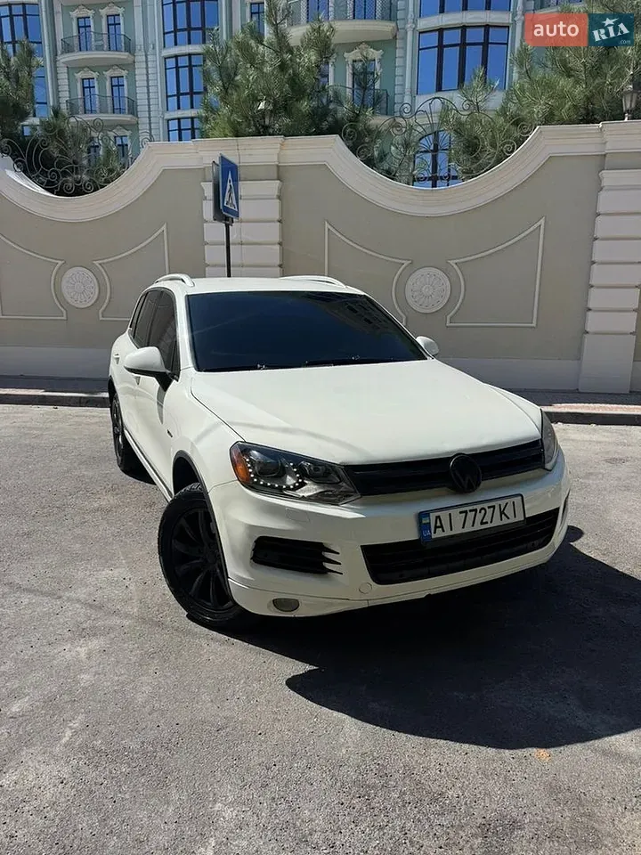 Volkswagen Touareg 2011 photo 2