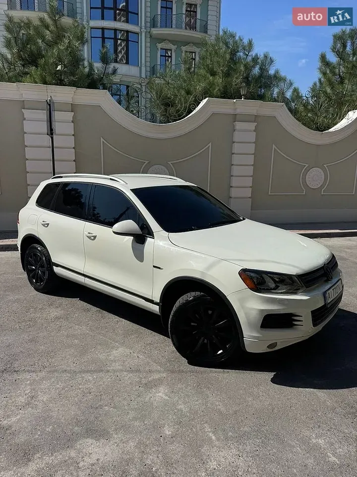 Volkswagen Touareg 2011 photo 3