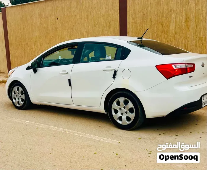 Kia Rio 2012 photo 3