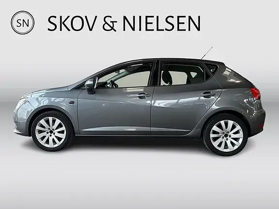 Seat Ibiza 2012 photo 2