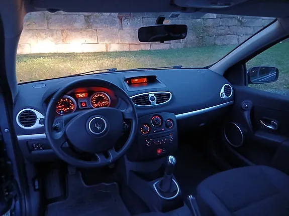 Renault Clio Iii 2006 photo 5
