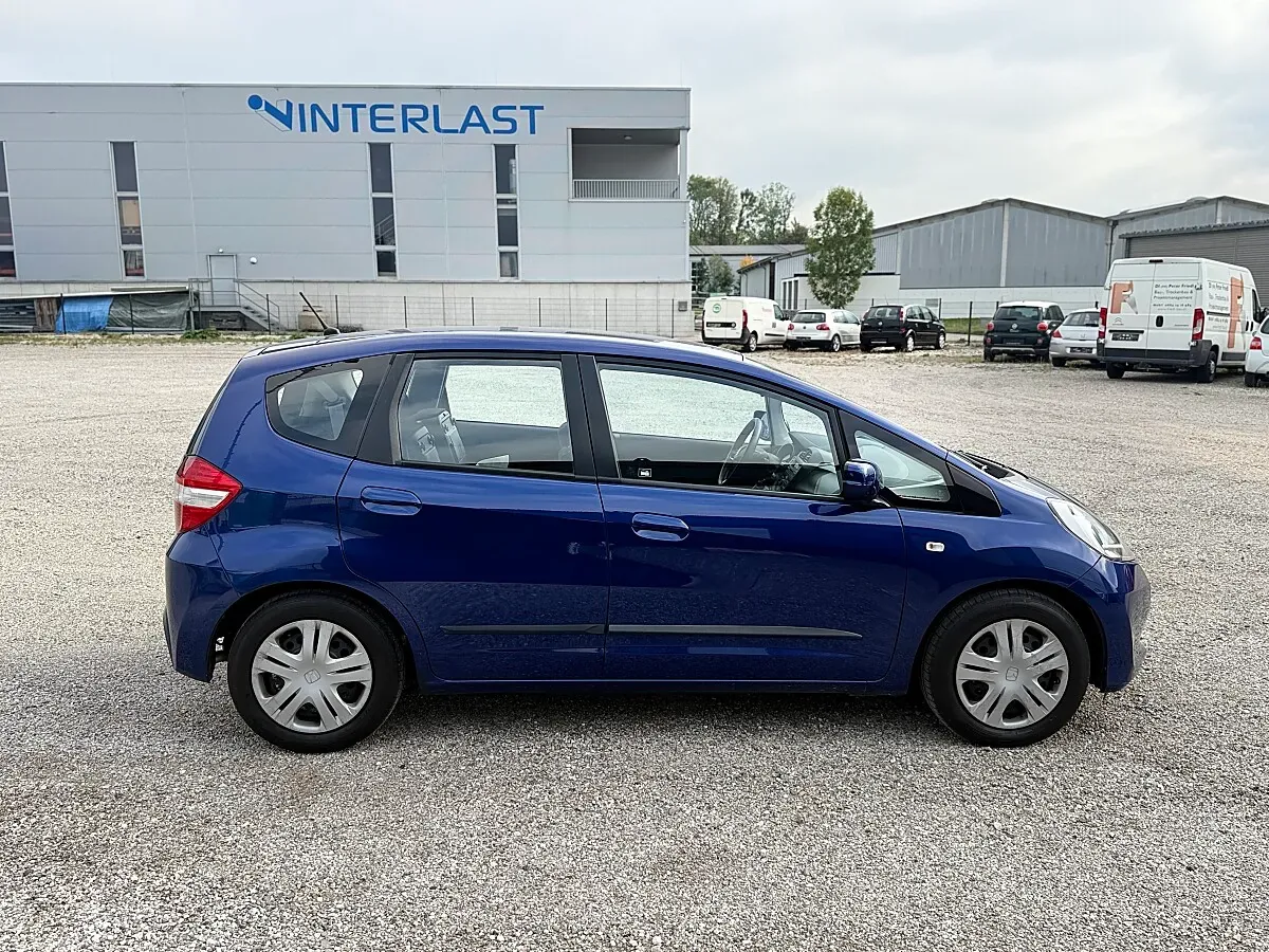 Honda Jazz 2011 photo 5