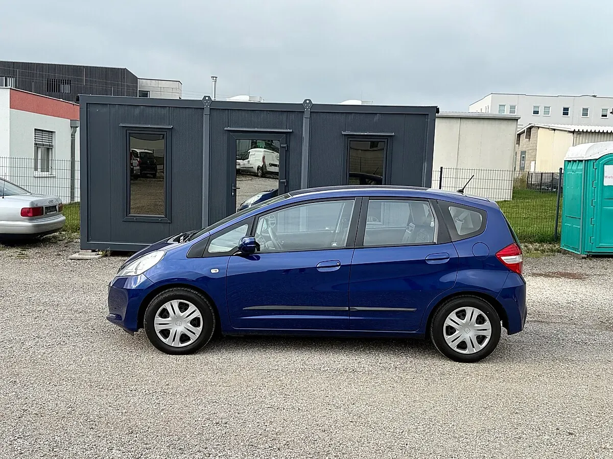 Honda Jazz 2011 photo 4