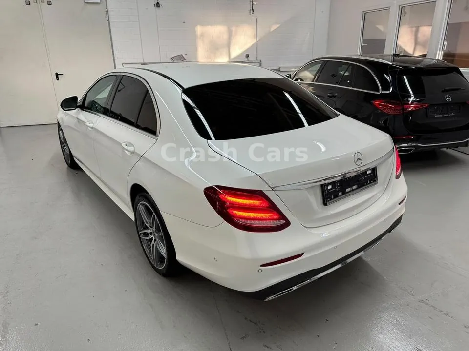 Mercedes-Benz E 220D
