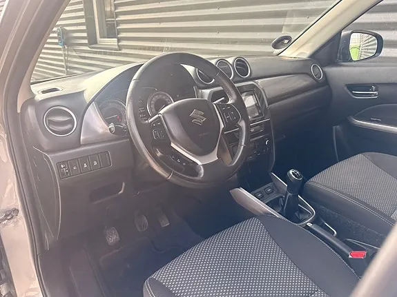 Suzuki Vitara 2019 photo 5
