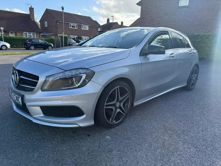 Mercedes-Benz A-Class 2015 photo 4