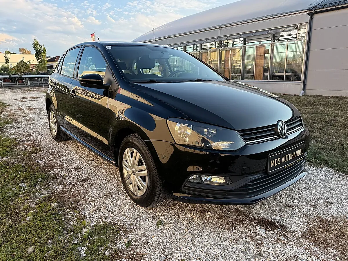 Volkswagen Polo 2015 photo 2
