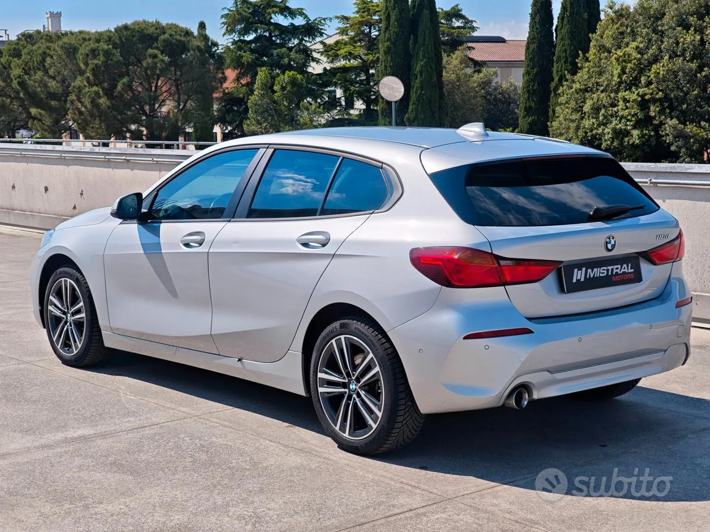 BMW 116D 2021 photo 3