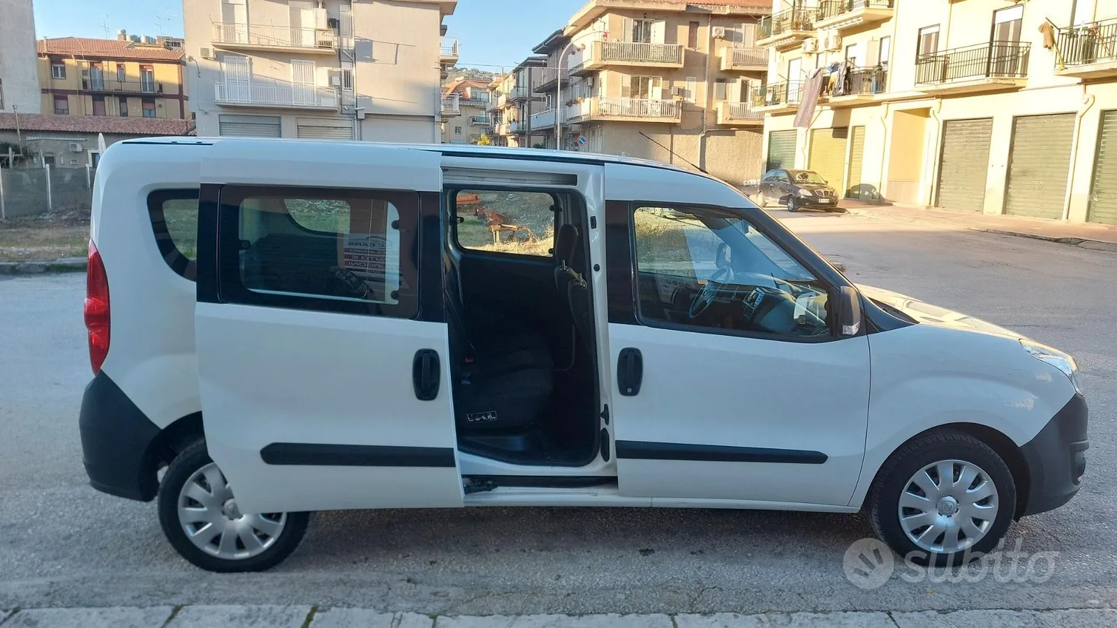 Opel Combo 2012 photo 5