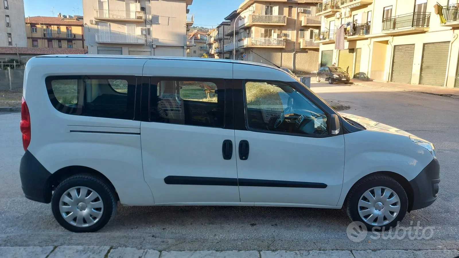 Opel Combo 2012 photo 4