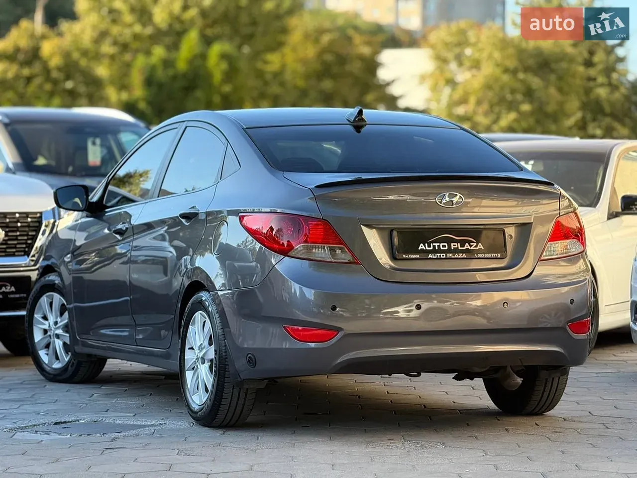 Hyundai Accent 2012 photo 5