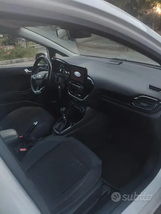 Ford Fiesta 2017 photo 3
