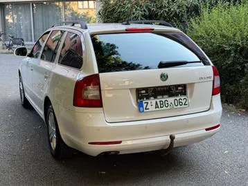Skoda Octavia 2012 photo 2
