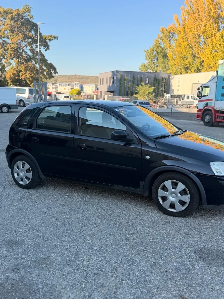 Opel Corsa 2006 photo 2
