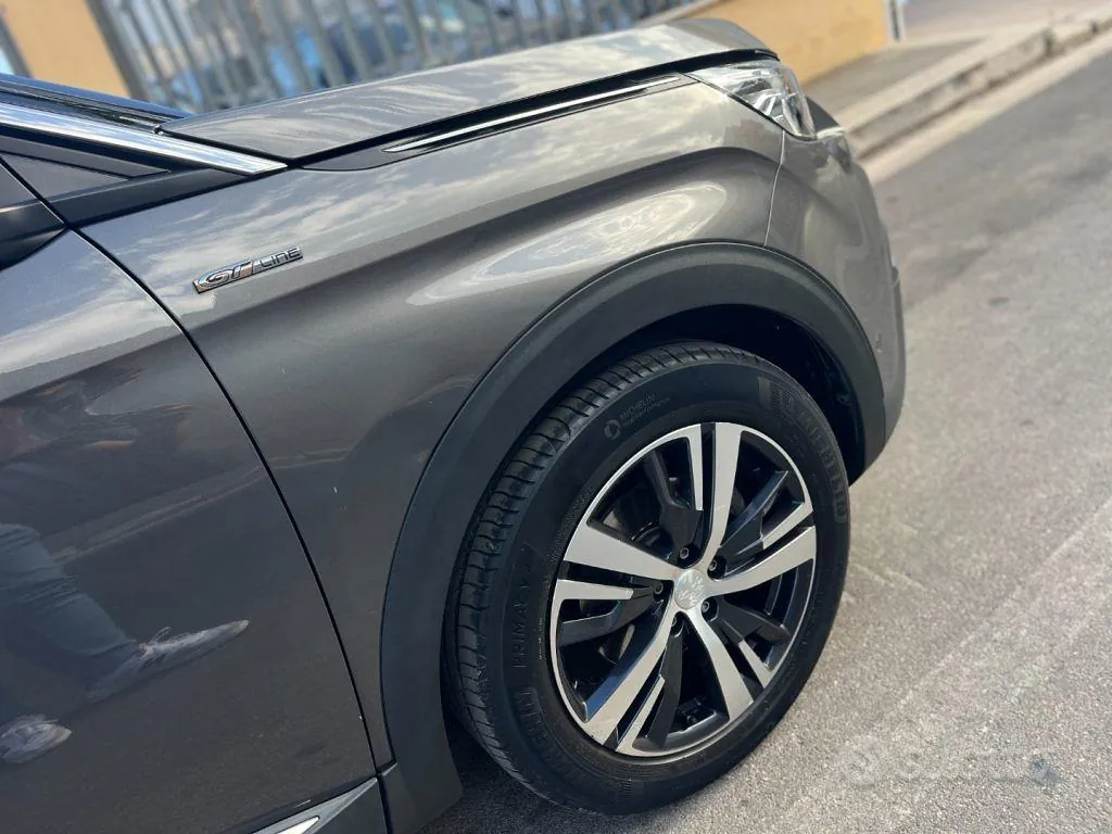 Peugeot 3008 2020 photo 3