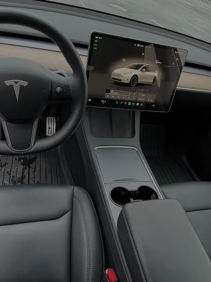 Tesla Model Y 2022 photo 3